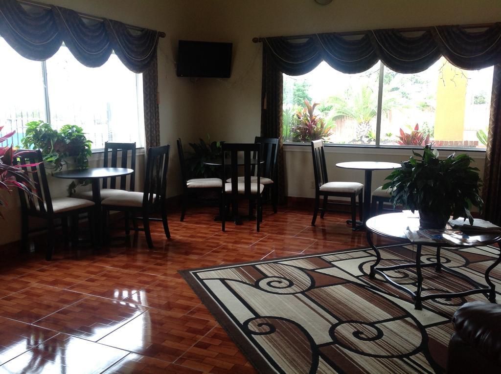 Scottish Inns & Suites Timber Creek, Houston, Tx Barker ภายนอก รูปภาพ